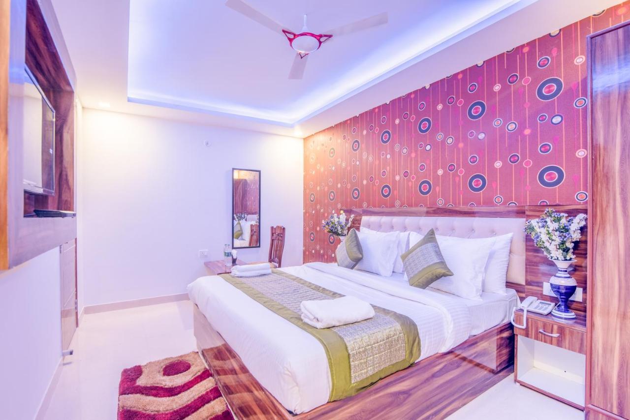 Hotel Festival Mahipalpur Delhi Airport - Near Delhi Aerocity Yeni Delhi Dış mekan fotoğraf
